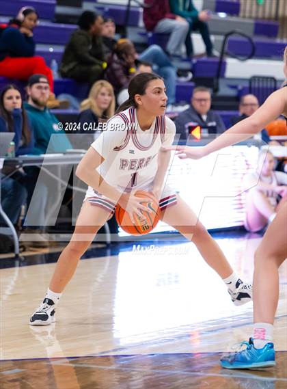 Thumbnail 1 in Perry vs. Ridgeline (Holiday Hoopfest) photogallery.