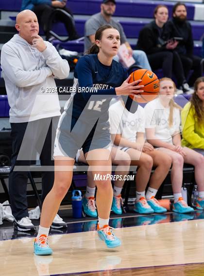 Thumbnail 1 in Perry vs. Ridgeline (Holiday Hoopfest) photogallery.