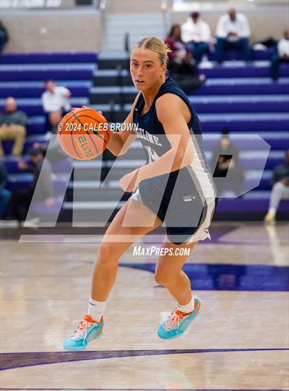 Thumbnail 2 in Perry vs. Ridgeline (Holiday Hoopfest) photogallery.
