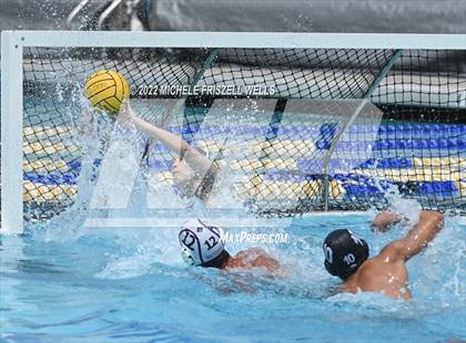Thumbnail 2 in Santana vs Torrey Pines (16th Annual Draz Classic) photogallery.