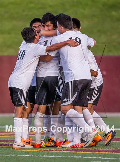 Thumbnail 1 in Cypress Springs vs pasadena ( 5A Region 3 Semifinal ) photogallery.