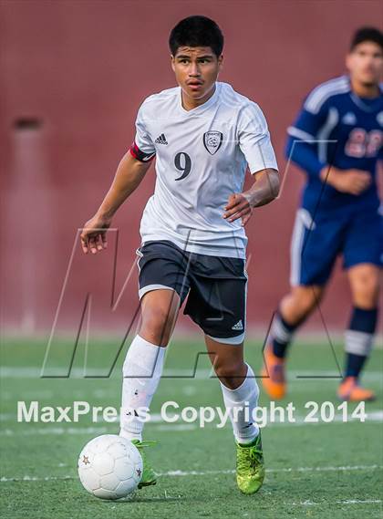 Thumbnail 1 in Cypress Springs vs pasadena ( 5A Region 3 Semifinal ) photogallery.