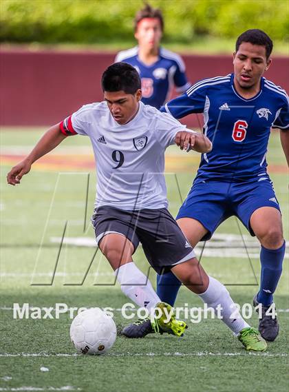 Thumbnail 3 in Cypress Springs vs pasadena ( 5A Region 3 Semifinal ) photogallery.