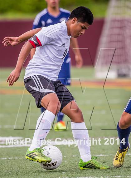 Thumbnail 2 in Cypress Springs vs pasadena ( 5A Region 3 Semifinal ) photogallery.