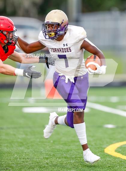 Thumbnail 3 in Booker @ Cardinal Mooney photogallery.