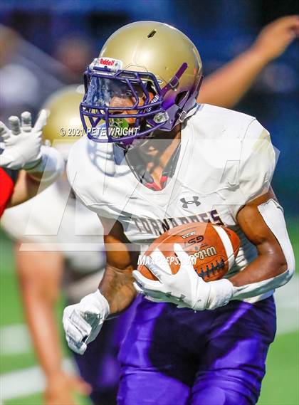 Thumbnail 3 in Booker @ Cardinal Mooney photogallery.
