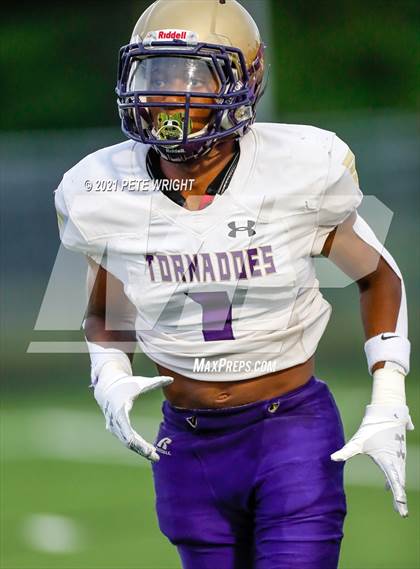 Thumbnail 2 in Booker @ Cardinal Mooney photogallery.