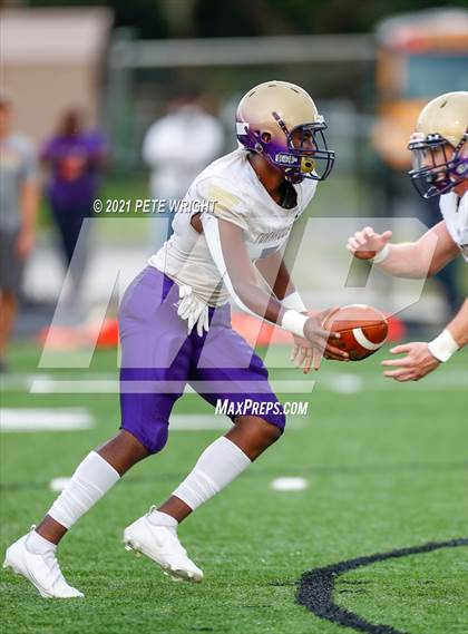 Thumbnail 3 in Booker @ Cardinal Mooney photogallery.