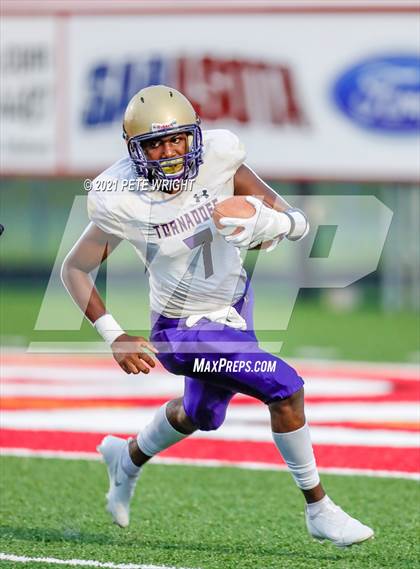 Thumbnail 3 in Booker @ Cardinal Mooney photogallery.
