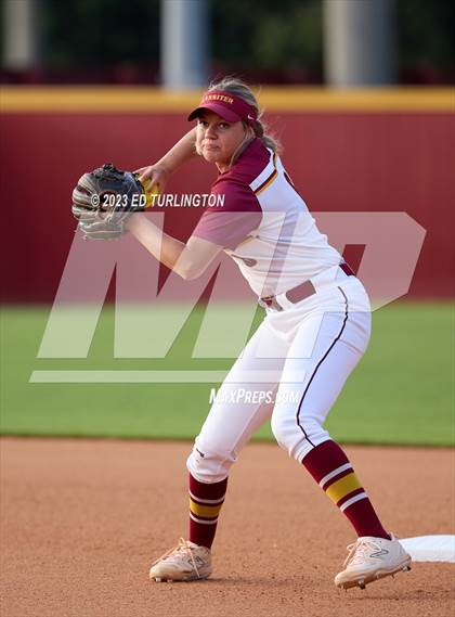 Thumbnail 2 in Hillgrove @ Lassiter photogallery.