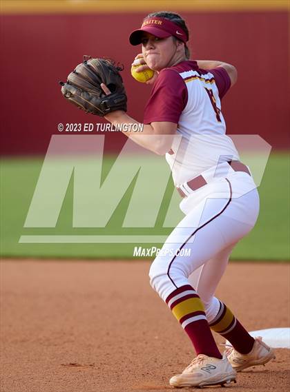 Thumbnail 1 in Hillgrove @ Lassiter photogallery.