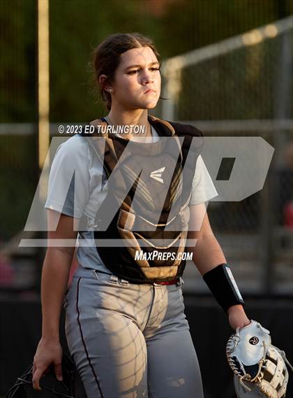 Thumbnail 1 in Hillgrove @ Lassiter photogallery.