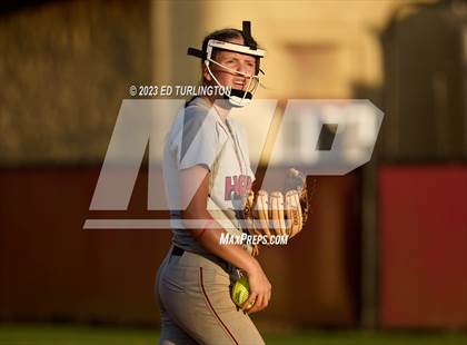 Thumbnail 1 in Hillgrove @ Lassiter photogallery.
