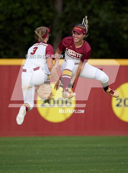 Thumbnail 1 in Hillgrove @ Lassiter photogallery.