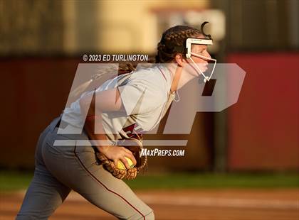 Thumbnail 1 in Hillgrove @ Lassiter photogallery.