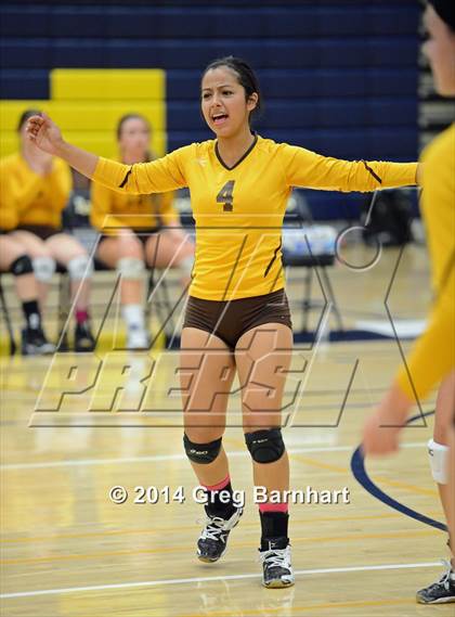 Thumbnail 3 in Yuba City vs. River City photogallery.