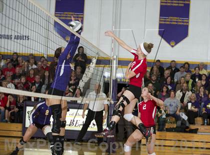 Thumbnail 2 in Luck @ Clayton (WIAA D4 Sectional Semfinal) photogallery.