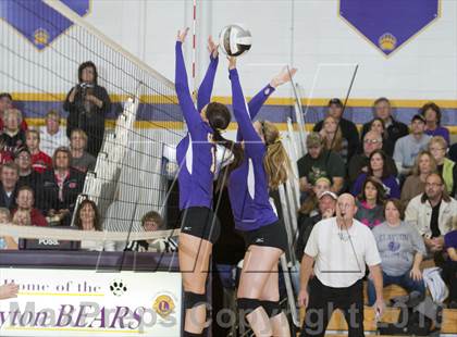 Thumbnail 3 in Luck @ Clayton (WIAA D4 Sectional Semfinal) photogallery.