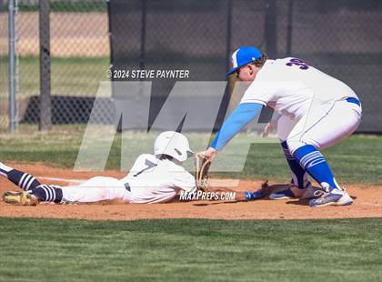 Thumbnail 3 in Parker vs. Chino Valley photogallery.