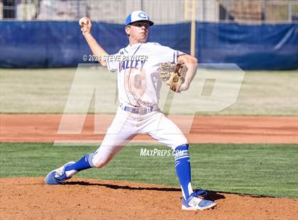 Thumbnail 1 in Parker vs. Chino Valley photogallery.