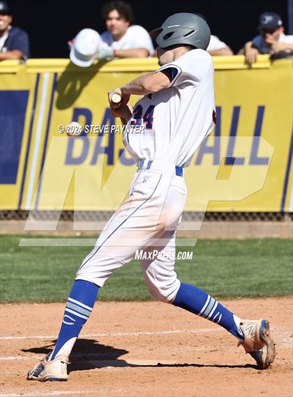 Thumbnail 3 in Parker vs. Chino Valley photogallery.
