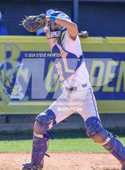 Thumbnail 2 in Parker vs. Chino Valley photogallery.