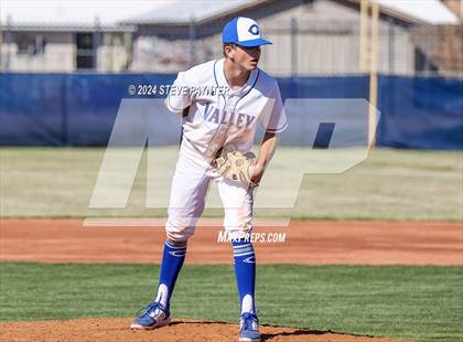 Thumbnail 2 in Parker vs. Chino Valley photogallery.