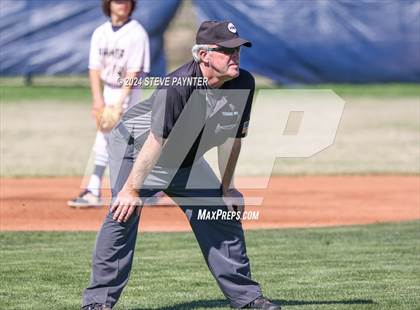 Thumbnail 1 in Parker vs. Chino Valley photogallery.