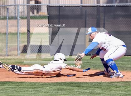 Thumbnail 2 in Parker vs. Chino Valley photogallery.