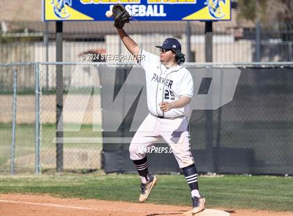 Thumbnail 2 in Parker vs. Chino Valley photogallery.