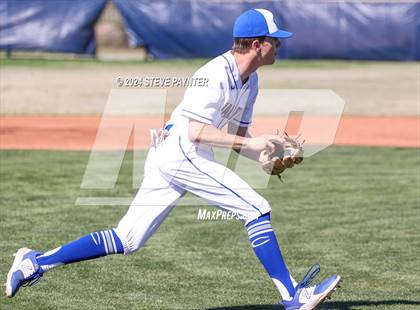 Thumbnail 3 in Parker vs. Chino Valley photogallery.