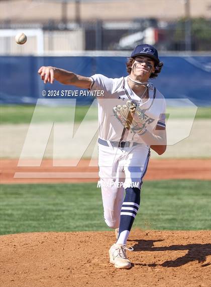 Thumbnail 2 in Parker vs. Chino Valley photogallery.