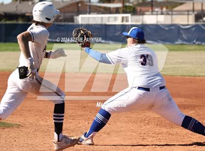 Thumbnail 1 in Parker vs. Chino Valley photogallery.