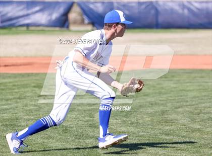 Thumbnail 2 in Parker vs. Chino Valley photogallery.