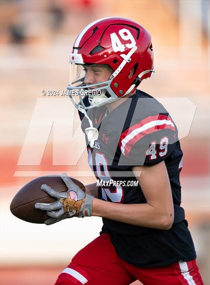 Thumbnail 3 in West Allegheny @ Moon Area photogallery.