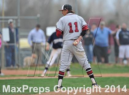 Thumbnail 1 in Chatfield @ Columbine photogallery.