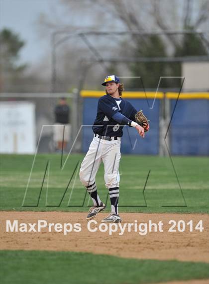 Thumbnail 1 in Chatfield @ Columbine photogallery.