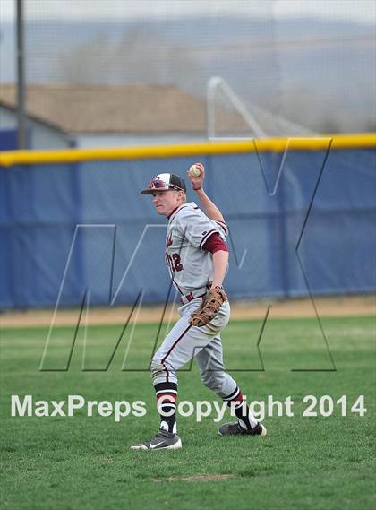 Thumbnail 2 in Chatfield @ Columbine photogallery.