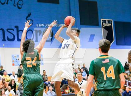 Thumbnail 3 in White Oak @ Swansboro photogallery.