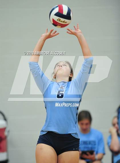 Thumbnail 1 in Oak Ridge vs. Fort Bend Clements (KISD/CFISD Varsity Tournament) photogallery.