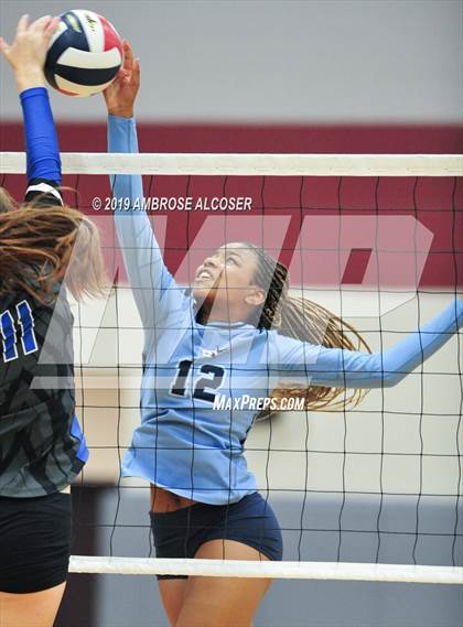 Thumbnail 1 in Oak Ridge vs. Fort Bend Clements (KISD/CFISD Varsity Tournament) photogallery.