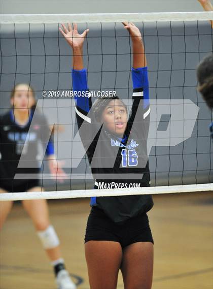 Thumbnail 3 in Oak Ridge vs. Fort Bend Clements (KISD/CFISD Varsity Tournament) photogallery.