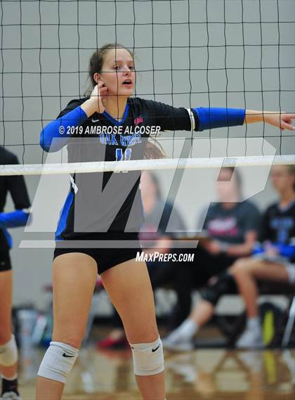 Thumbnail 3 in Oak Ridge vs. Fort Bend Clements (KISD/CFISD Varsity Tournament) photogallery.