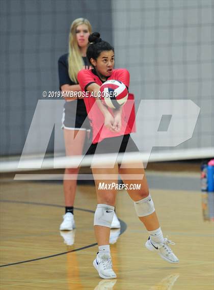 Thumbnail 1 in Oak Ridge vs. Fort Bend Clements (KISD/CFISD Varsity Tournament) photogallery.