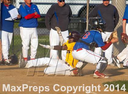 Thumbnail 3 in DeMatha @ Bishop McNamara photogallery.