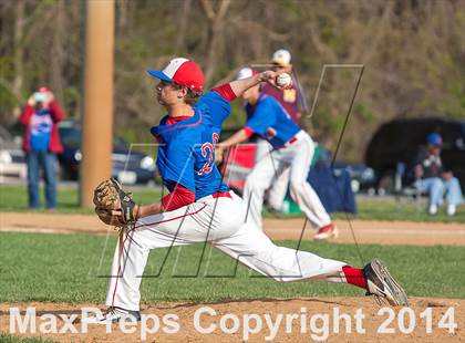 Thumbnail 3 in DeMatha @ Bishop McNamara photogallery.