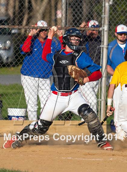 Thumbnail 2 in DeMatha @ Bishop McNamara photogallery.