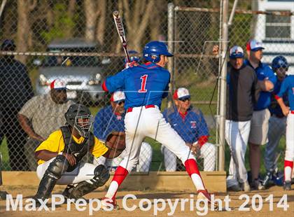 Thumbnail 3 in DeMatha @ Bishop McNamara photogallery.