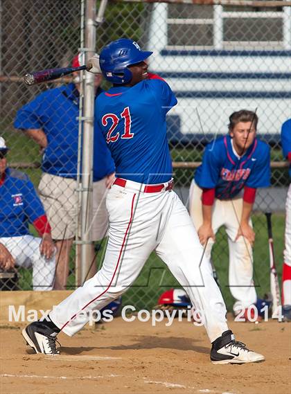 Thumbnail 3 in DeMatha @ Bishop McNamara photogallery.