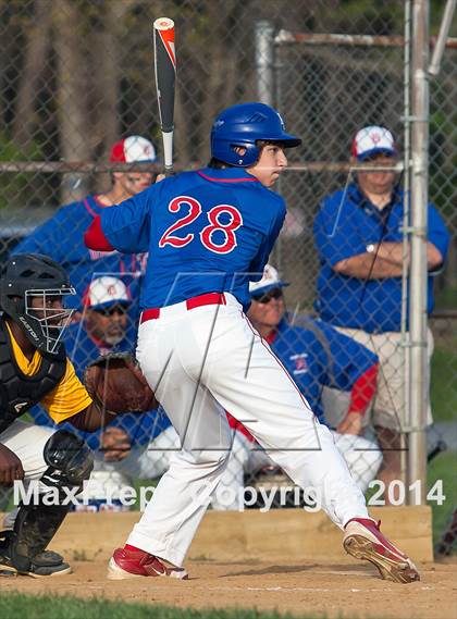 Thumbnail 2 in DeMatha @ Bishop McNamara photogallery.